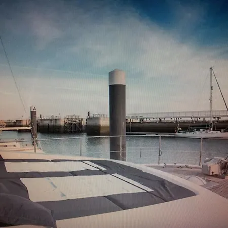Botel My Angelisa The Yacht Lisbon