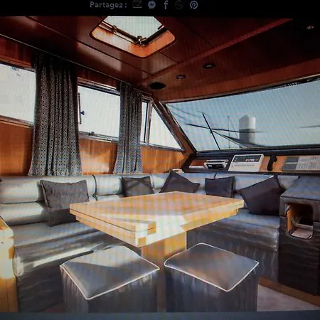 Botel My Angelisa The Yacht Lisbon
